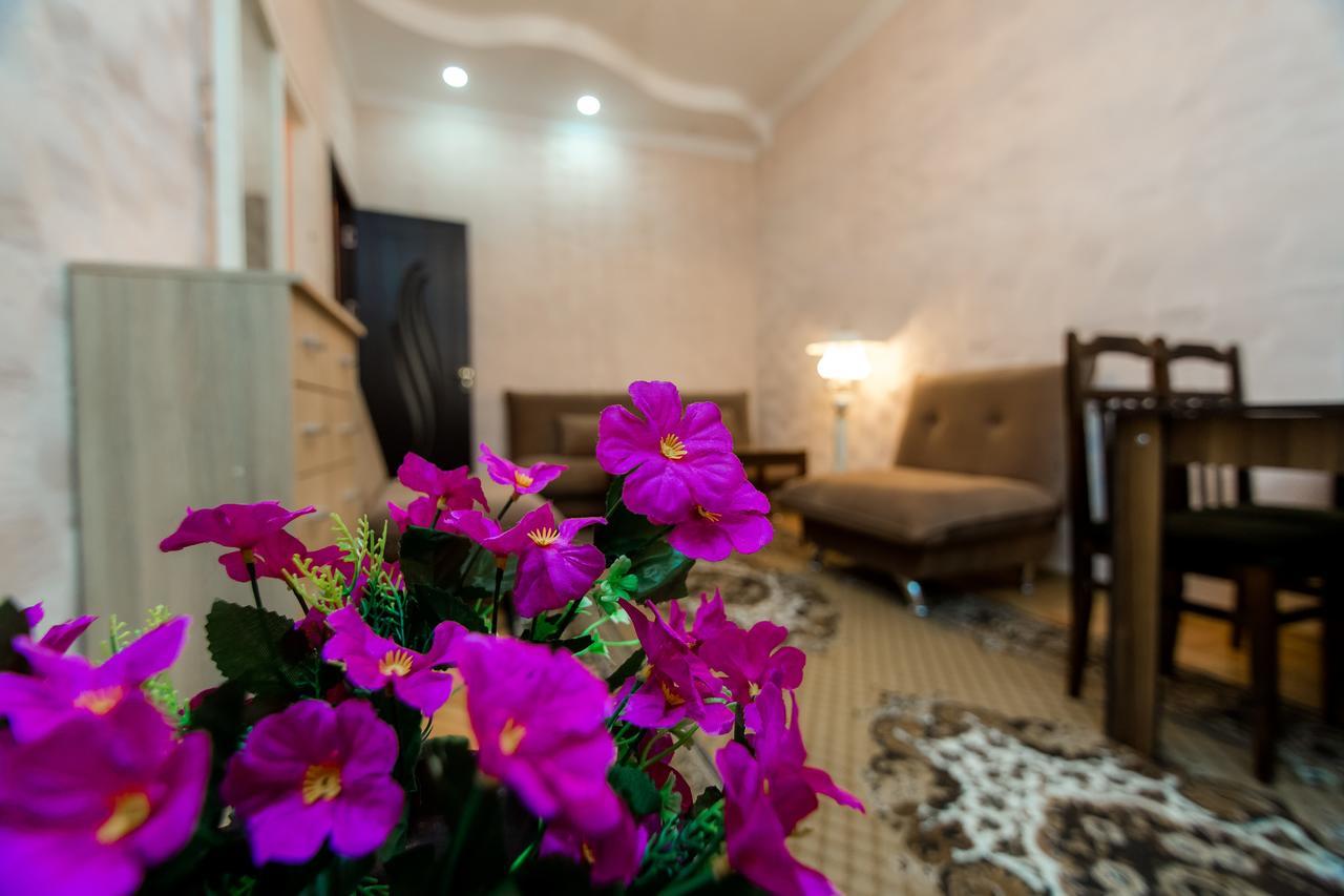 Gabi'S House Apartment Tbilisi ภายนอก รูปภาพ