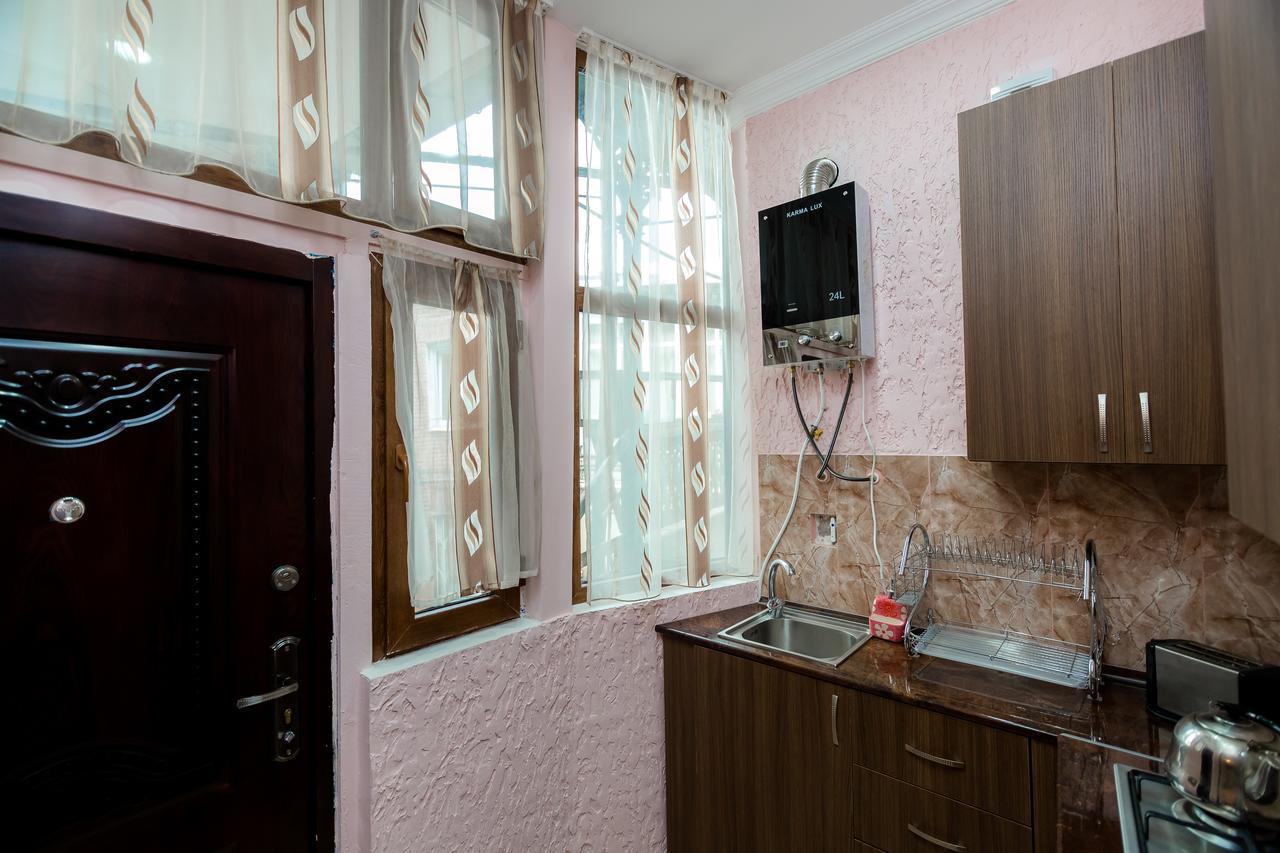 Gabi'S House Apartment Tbilisi ภายนอก รูปภาพ