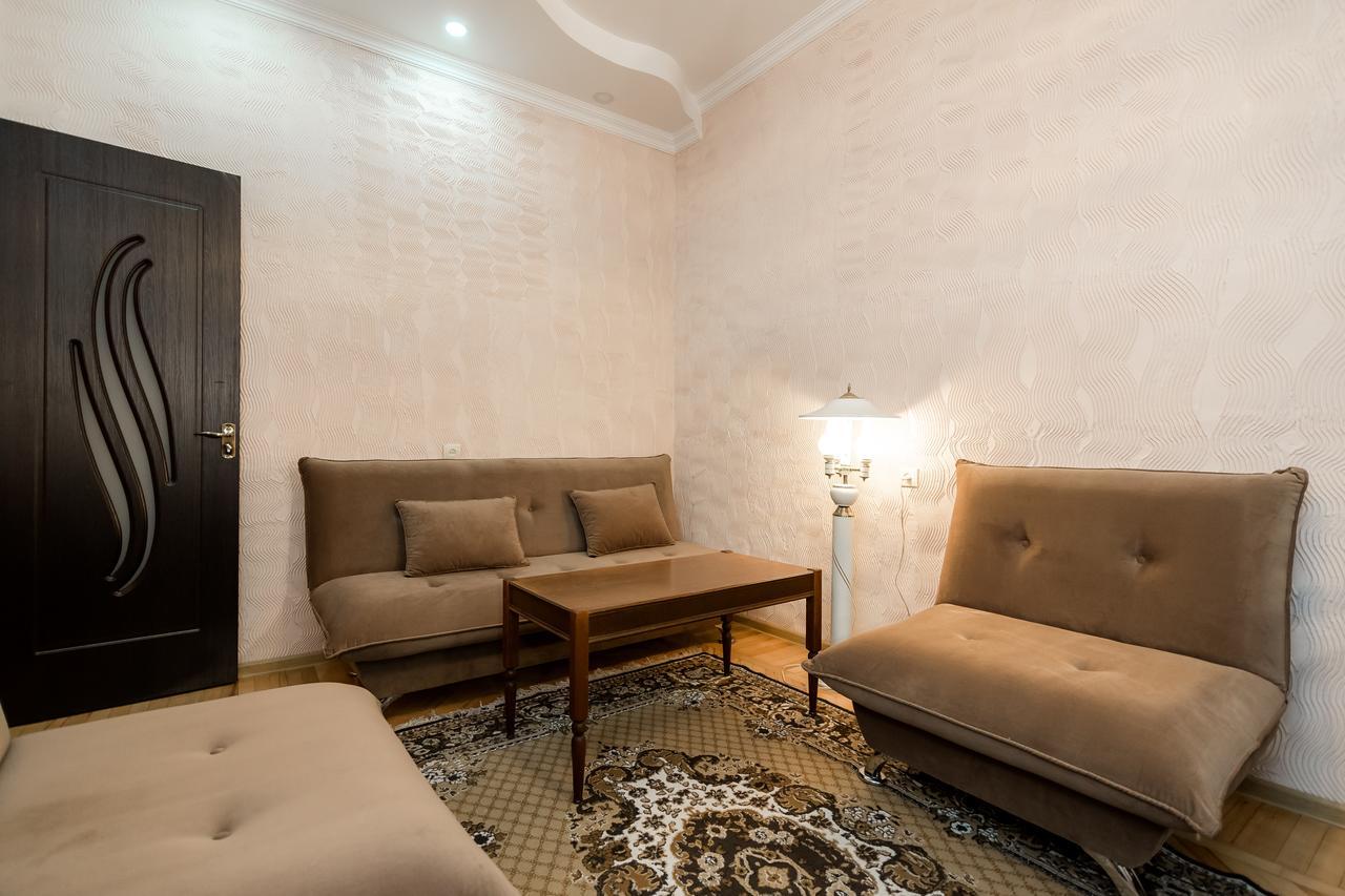 Gabi'S House Apartment Tbilisi ภายนอก รูปภาพ